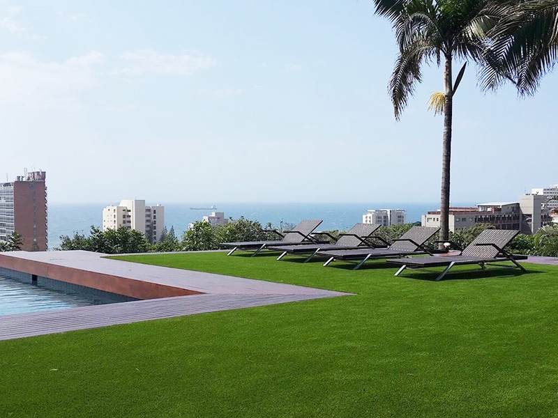 artificial grass for hotels